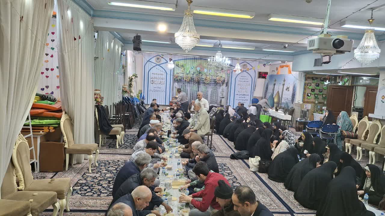 محفل انس با قرآن و ضیافت افطار جانبازان شیمیایی