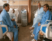 گفتگوی جانباز شیمیایی با پزشک آلمانی